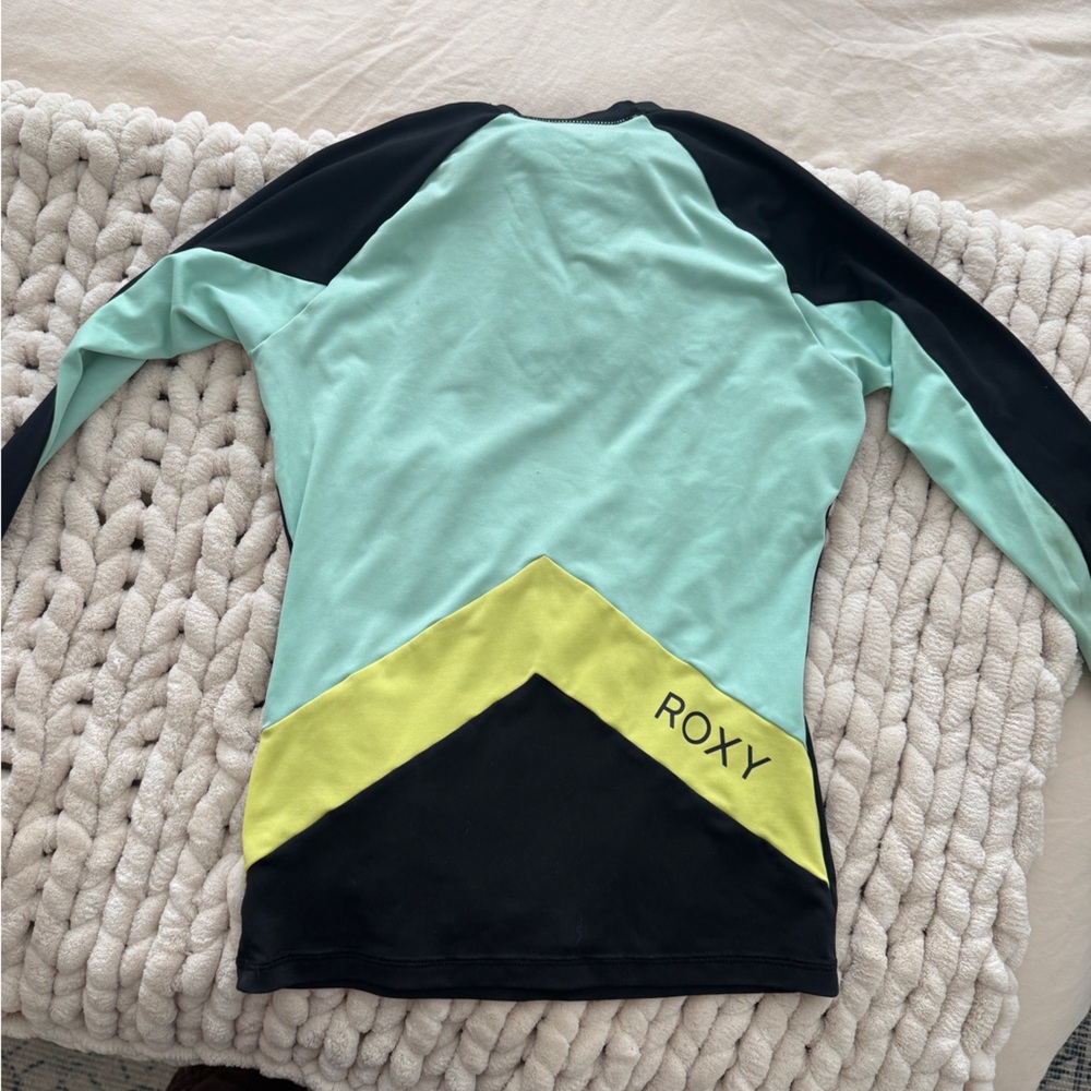 Roxy Mint, Black & Lime Chevron Long Sleeve Rash Guard